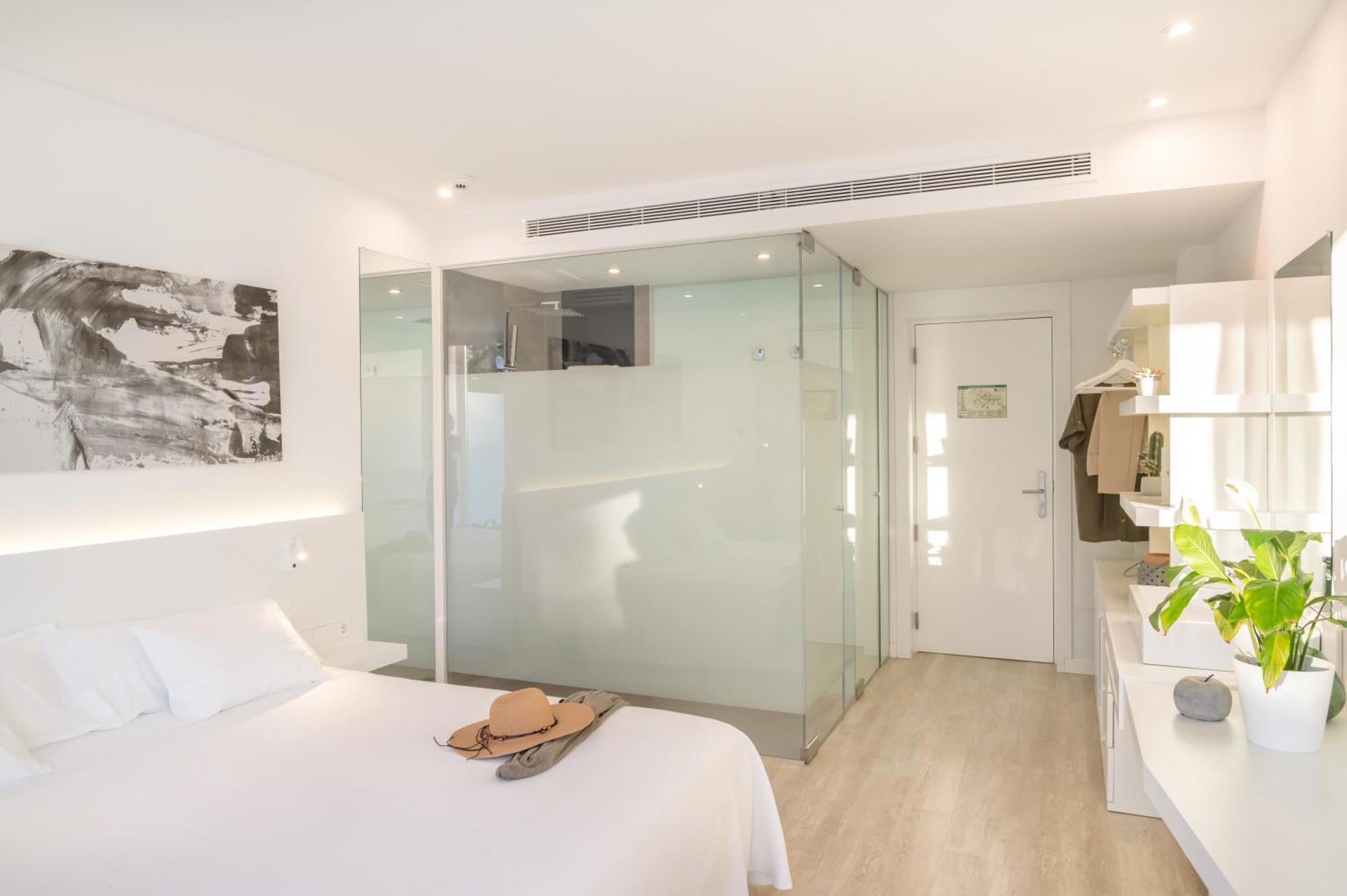 Els Pins Resort & Spa - Emar Hotels Sant Antoni de Portmany Екстериор снимка